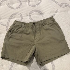 Men's Olive 5.5” Hybrid Shorts